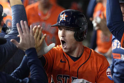 Rangers-Astros bench-clearing brawl in ALCS Game 5 has fans going wild