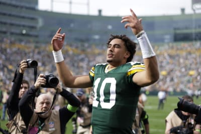 Jordan Love rallies Packers to 18-17 win after Saints lose Derek Carr to  shoulder injury