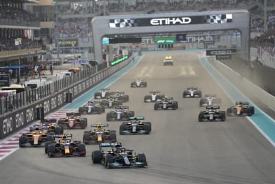 Max Verstappen beats Lewis Hamilton to F1 world title on last lap in Abu  Dhabi, Formula One