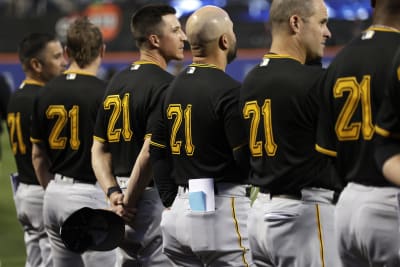New Years Eve is the anniversary of Roberto Clemente's death - Bucs Dugout