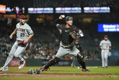 Crawford's HR with 2 outs in 9th lifts Giants past D-backs