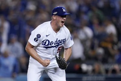 Trea Turner homers as Dodgers hold on to beat Padres in Game 1