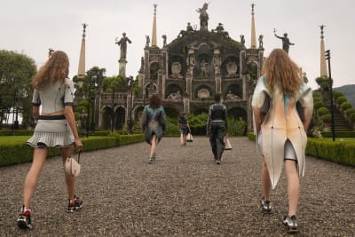 Inside Louis Vuitton's Cruise 2024 Show on Isola Bella