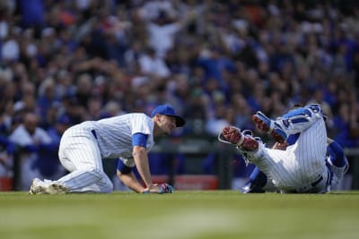 Ross pitches perfect ninth, homers for Cubs