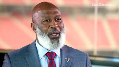 Pretty special,' Texans' Lovie Smith salutes Dusty Baker, Astros on  championship