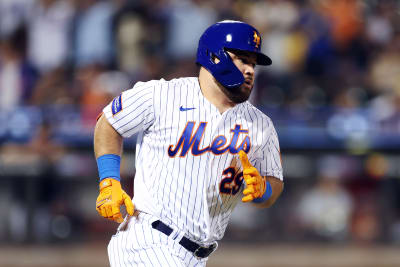 Alonso's 1st grand slam helps Bassitt, Mets beat Nats 5-0