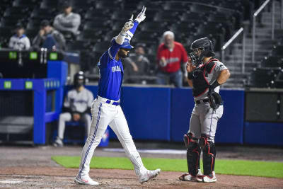 Guerrero powers Jays' return to Buffalo; beat Marlins 5-1 Photos