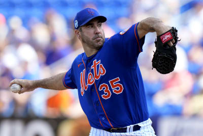 Marlins' Sandy Alcantara gets typo-free Cy Young plaque