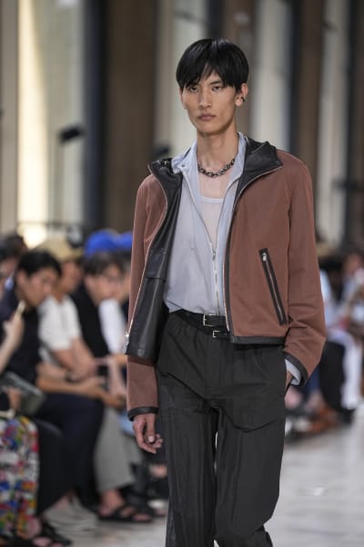 Loewe Spring 2024 Men's Fashion Show Details