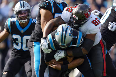 Brady, Bucs rout Panthers 32-6 to clinch NFC South title