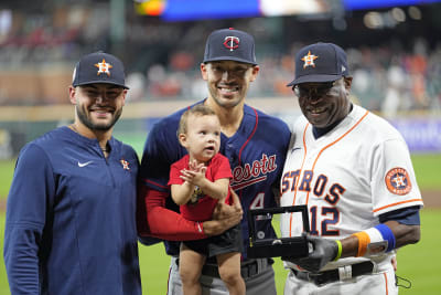 APR 24, 2016: Houston Astros shortstop Carlos Correa (1) making a