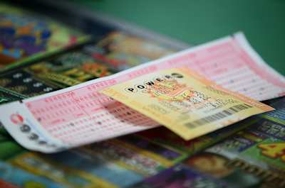 575 million up for grabs during Wednesday night Powerball drawing