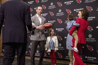 Arizona Cardinals sell name of practice facility to Dignity Health