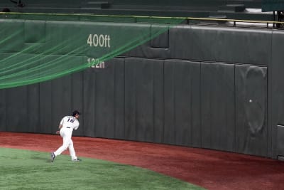 Shohei Ohtani and Lars Nootbaar, fast friends playing for Japan in