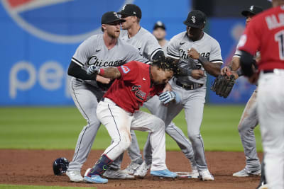 Chicago White Sox 4, Boston Red Sox 1: Color battle ends right - South Side  Sox