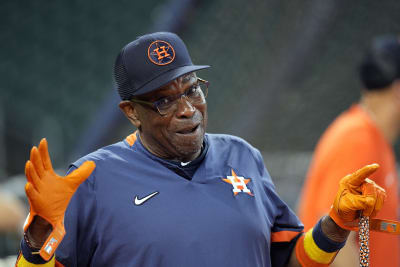 Mr. 2000: Astros manager Dusty Baker reaches milestone mark