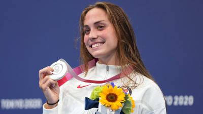 High-res pic of the historical women's all-around podium at the