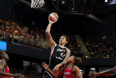 Brittney Griner welcomed back to basketball court in LA by crowds and US  Vice President