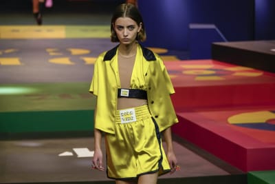 Prada Spring 2022 Ready-to-Wear Fashion Show