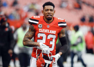 Haden enters Florida's Hall of Fame, plans NFL retirement