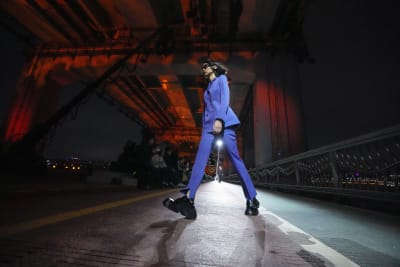 Photo News] Louis Vuitton turns Jamsu Bridge into runway