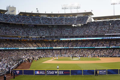 Ouch! Actor Cranston hit by liner at All-Star celeb softball