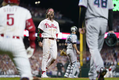 Harper homers, Phillies shut down slugging Braves 3-0 in Game 1 of NLDS -  ABC News