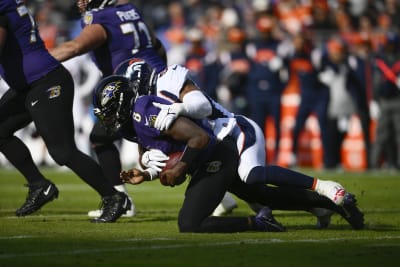 Ravens hopeful on Lamar Jackson injury, confident in Huntley