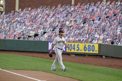 Giants spoil Bumgarner's return to SF, beat Diamondbacks 4-3