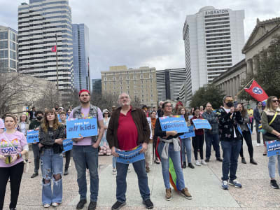 Jacksonville school announces gender-neutral prom court title