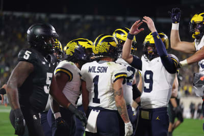 Michigan trounces Michigan State in shutout win, keeps Paul Bunyan Trophy