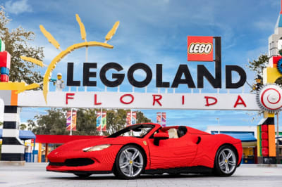 Legoland size outlet