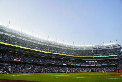 Alonso has big night, Mets beat Yankees 9-3 in Subway Series