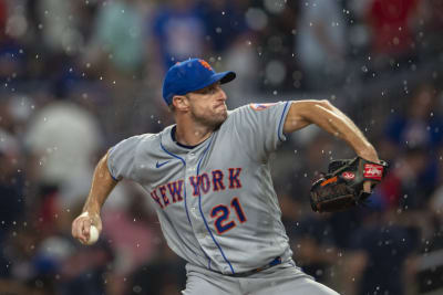 Jacob deGrom celebrates Father's Day