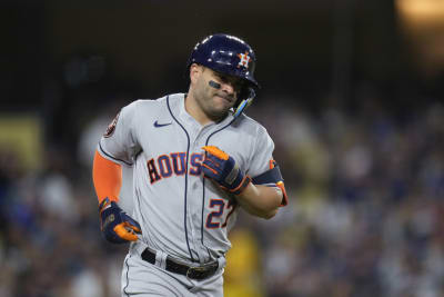 Yordan Alvarez gets 4 strikes in AB during Astros win