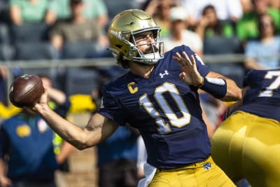 Notre Dame pulls in Duke transfer quarterback Riley Leonard, third transfer  QB in four years - NBC Sports