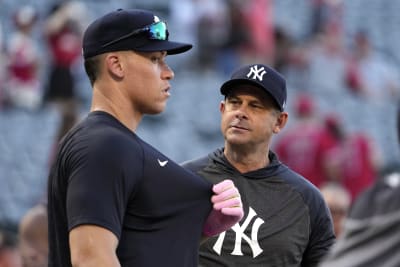 Yankees put Aaron Judge on injured list with hurt hip