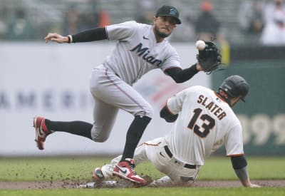 Webb goes 7 scoreless, hits 2-run triple, Giants top Marlins