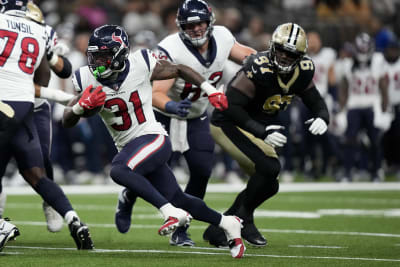 Houston Texans running back Dameon Pierce rumbled for 30 yards on