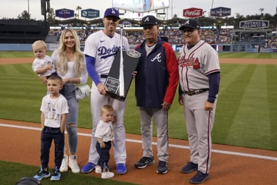 VIDEO: Freddie Freeman's First Home Run With Los Angeles Dodgers