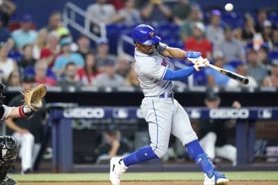 Jeff McNeil's dog returns spring training home run ball to Mets