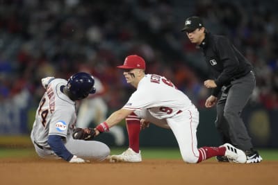 Angels win 6th straight, 3-1 over Astros