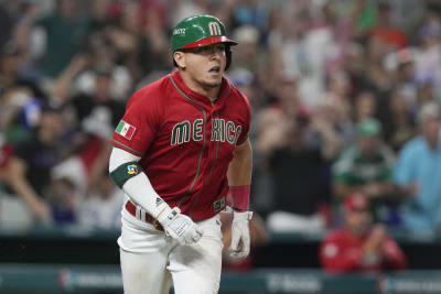 Urías leads Mexico 5-4 over Puerto Rico, into WBC semis