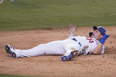 Bothers Kyle & Corey Seager go head-to-head for the first time