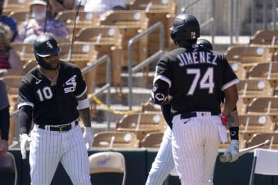 White Sox slugger Eloy Jiménez out 5-6 months for ruptured tendon