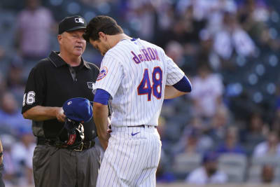 Sources: 10 MLB umps retiring, most since '99 : r/baseball