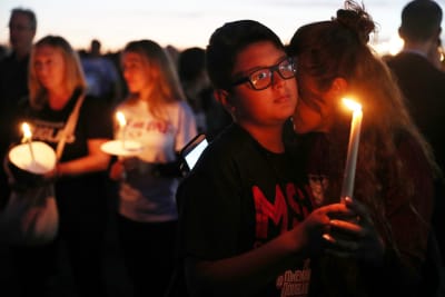 Parkland students return to school for the first time since mass shooting