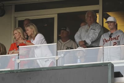 Famous dad watches as Tigers' Kody Clemens makes MLB debut