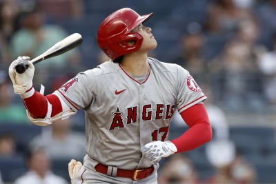 Los Angeles Angels: Mike Trout stays grounded with small-town