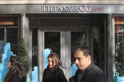 Tiffany sues LVMH as French luxury giant drops acquisition deal